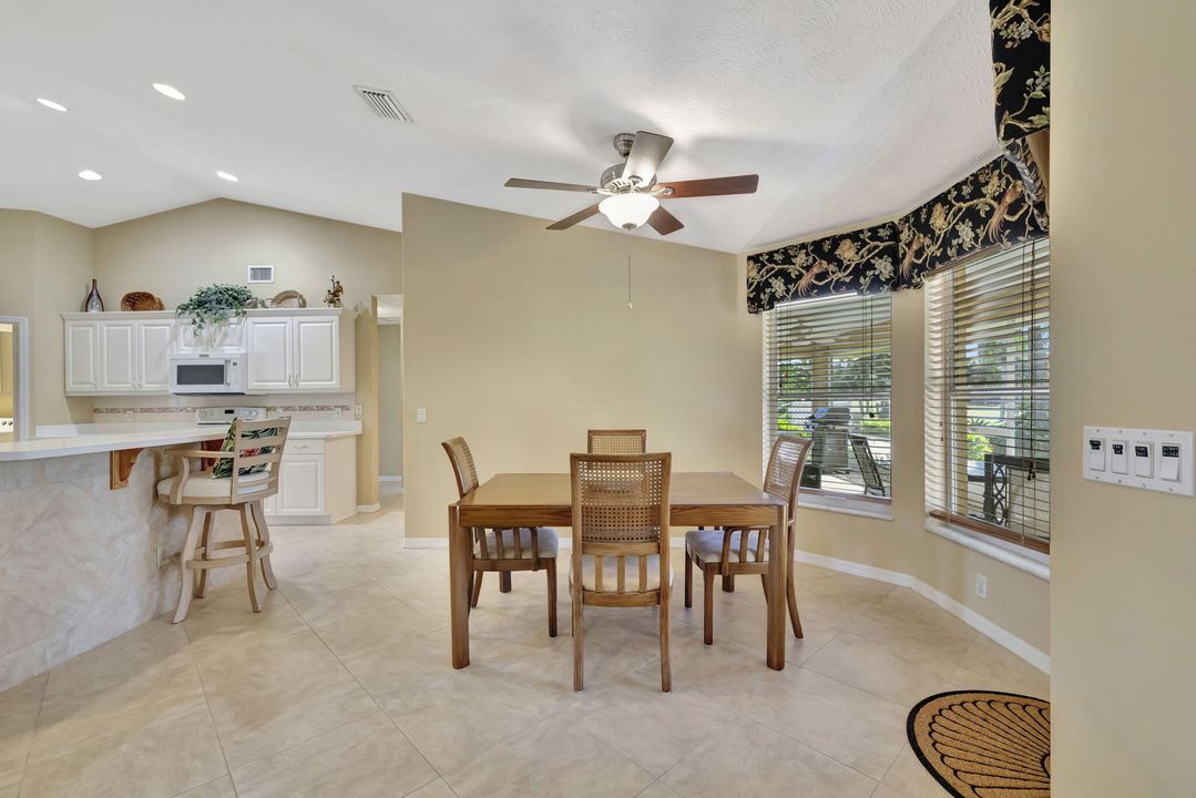 Active With Contract: $450,000 (3 beds, 2 baths, 2360 Square Feet)