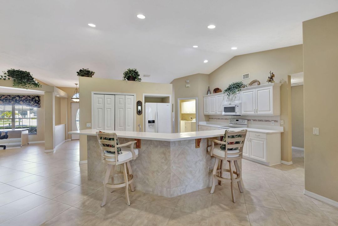 Active With Contract: $450,000 (3 beds, 2 baths, 2360 Square Feet)