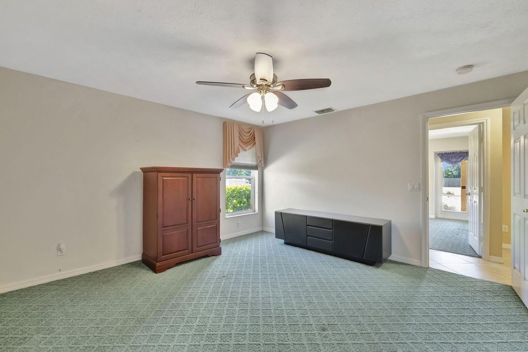 Active With Contract: $450,000 (3 beds, 2 baths, 2360 Square Feet)