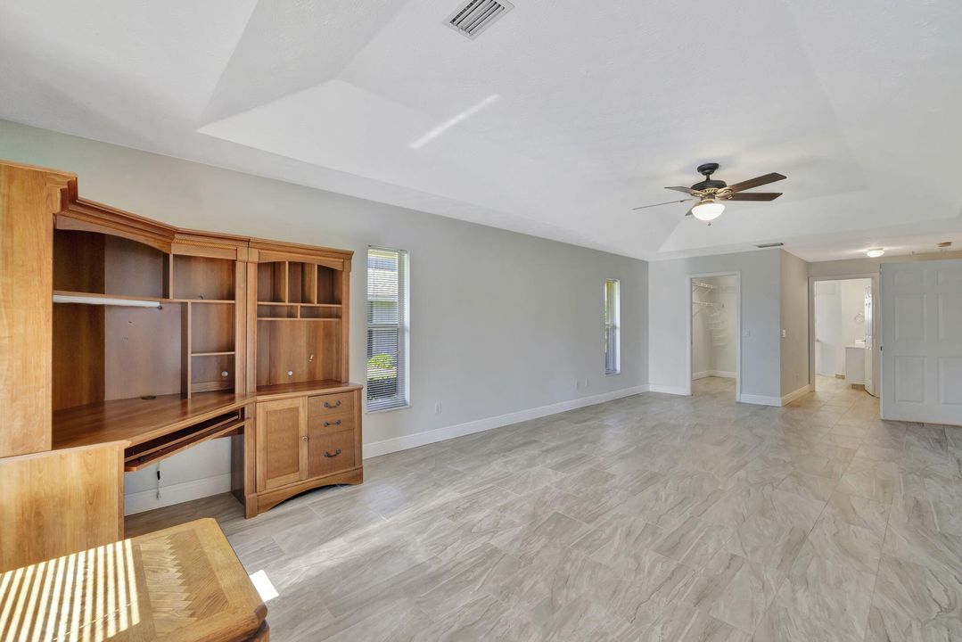 Active With Contract: $450,000 (3 beds, 2 baths, 2360 Square Feet)