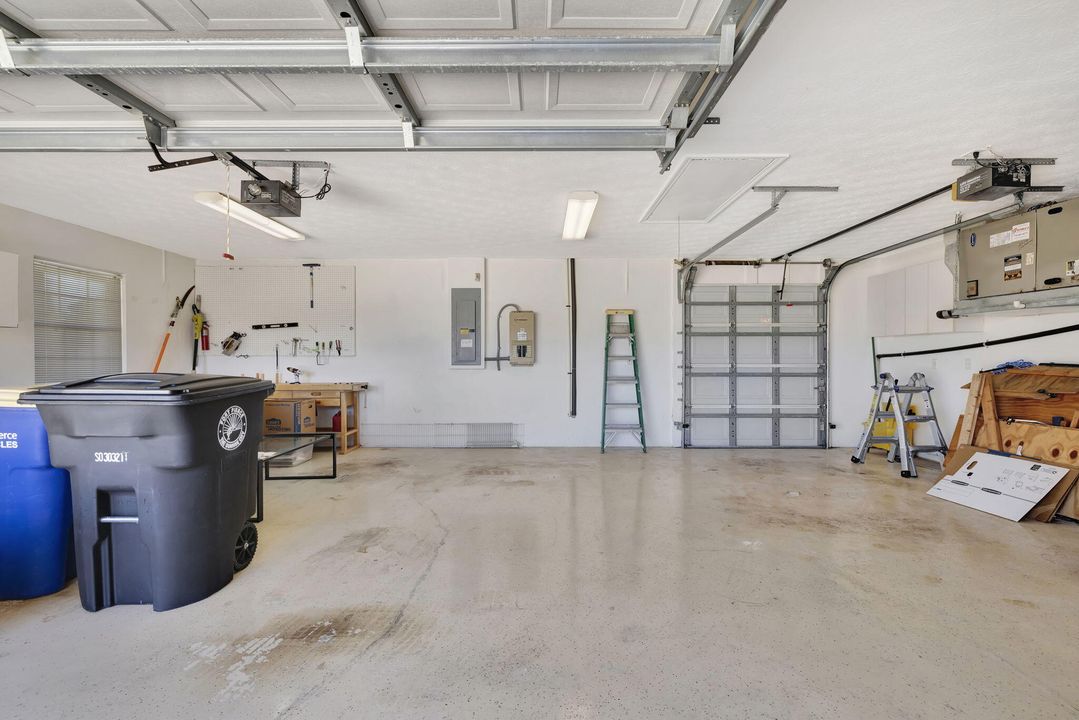 Active With Contract: $450,000 (3 beds, 2 baths, 2360 Square Feet)