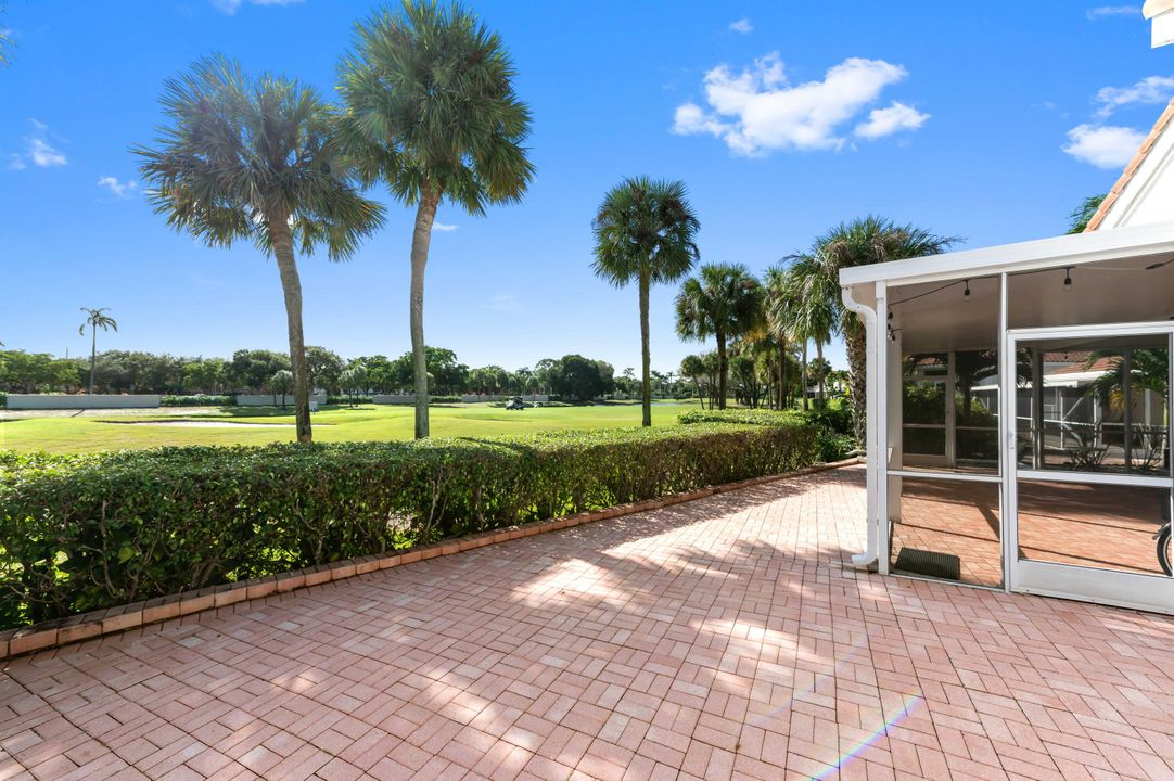 Active With Contract: $779,000 (3 beds, 2 baths, 2070 Square Feet)