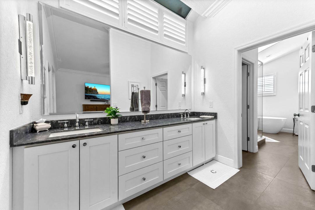 Active With Contract: $779,000 (3 beds, 2 baths, 2070 Square Feet)