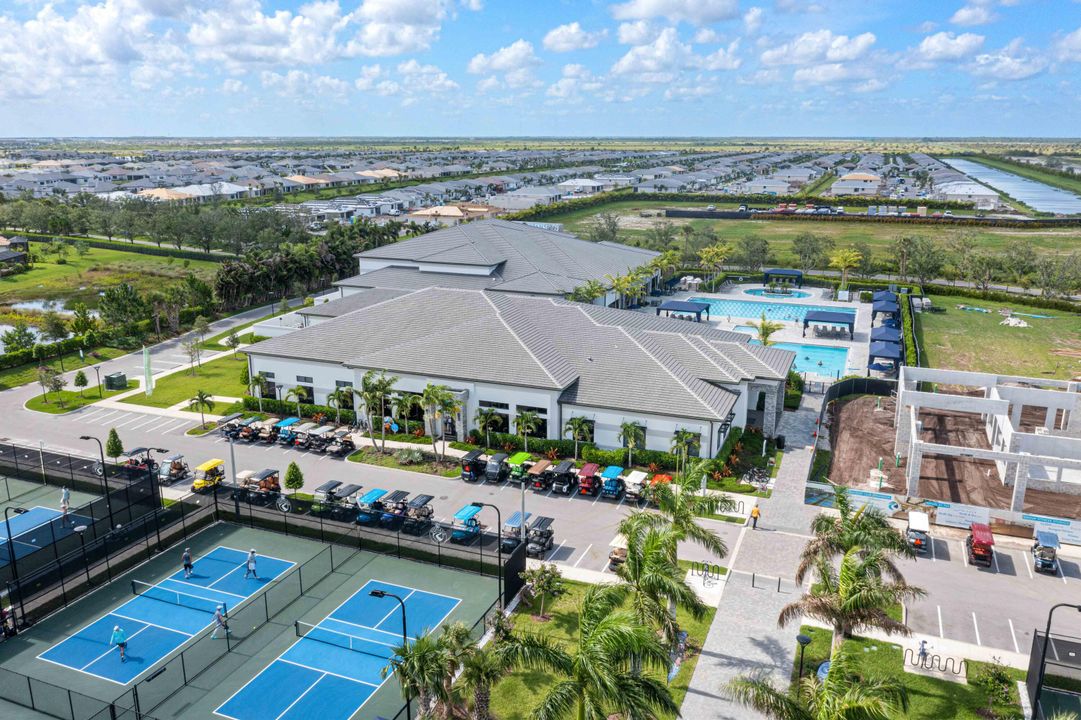 На продажу: $875,000 (3 спален, 3 ванн, 2753 Квадратных фут)