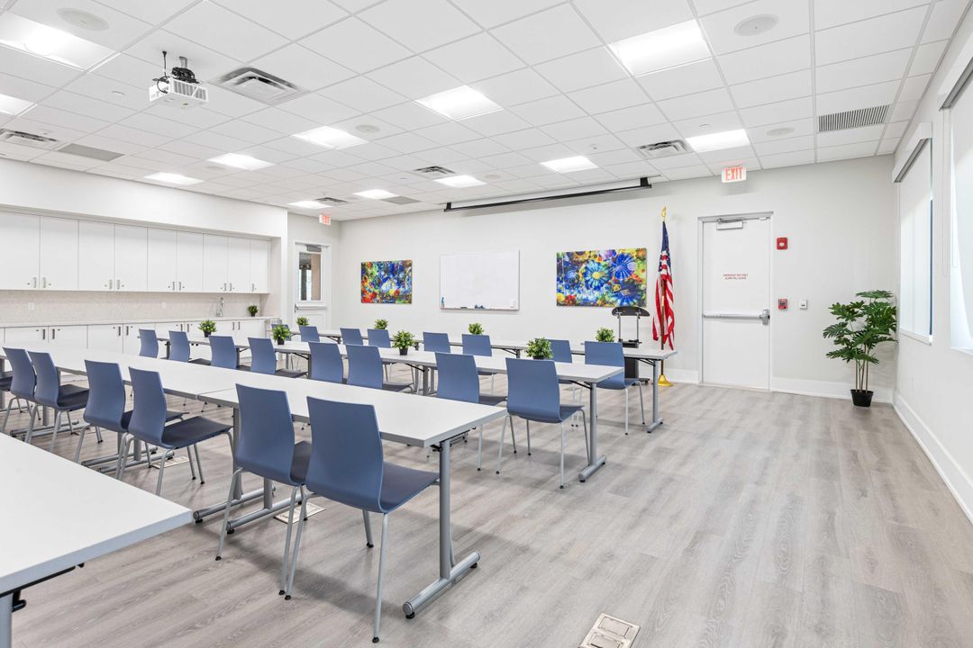 На продажу: $875,000 (3 спален, 3 ванн, 2753 Квадратных фут)