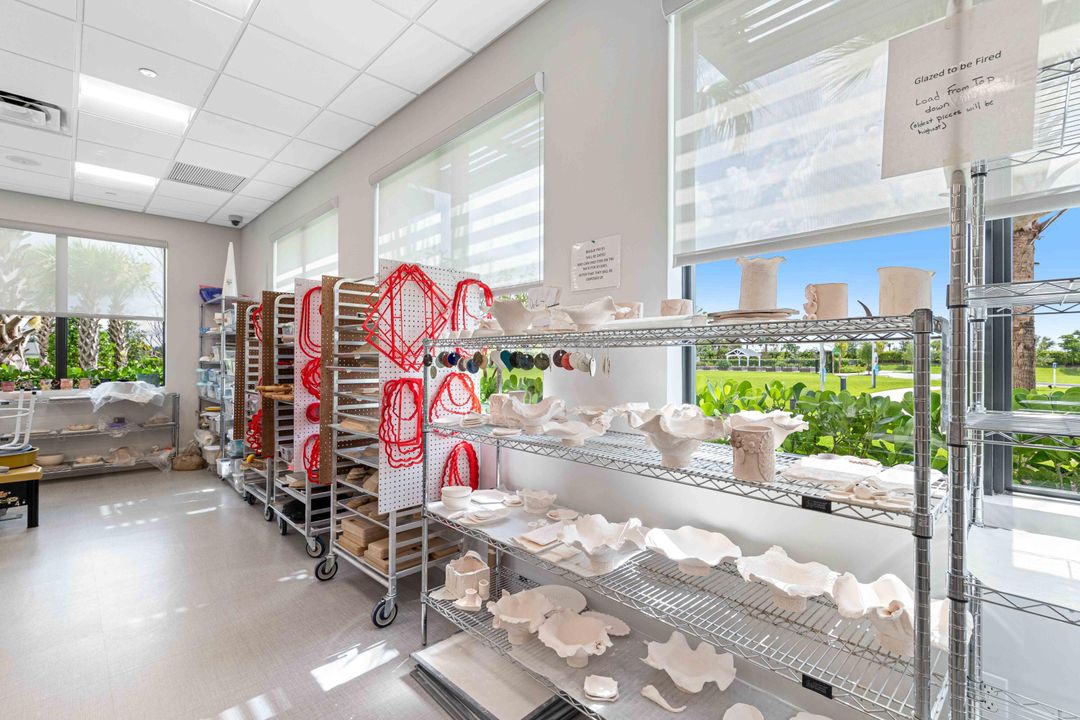 На продажу: $875,000 (3 спален, 3 ванн, 2753 Квадратных фут)