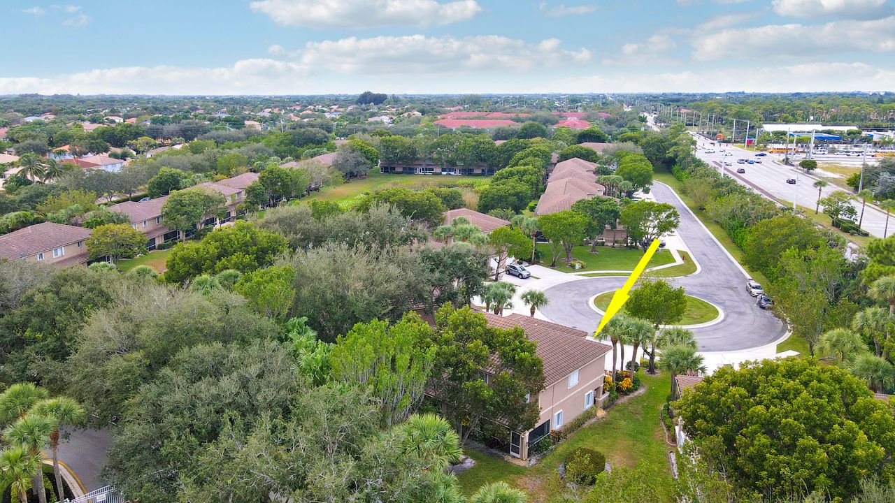 En Venta: $460,000 (4 camas, 2 baños, 1628 Pies cuadrados)