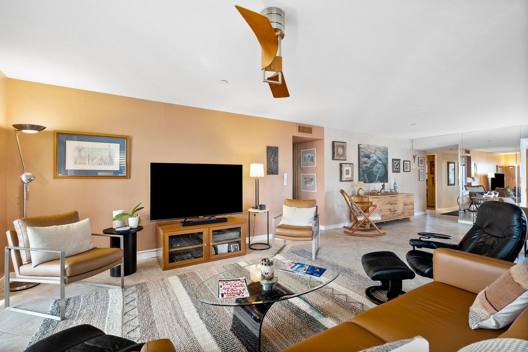 For Sale: $695,000 (2 beds, 2 baths, 1620 Square Feet)