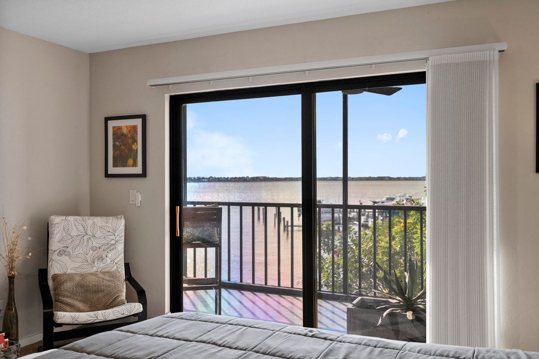 For Sale: $695,000 (2 beds, 2 baths, 1620 Square Feet)