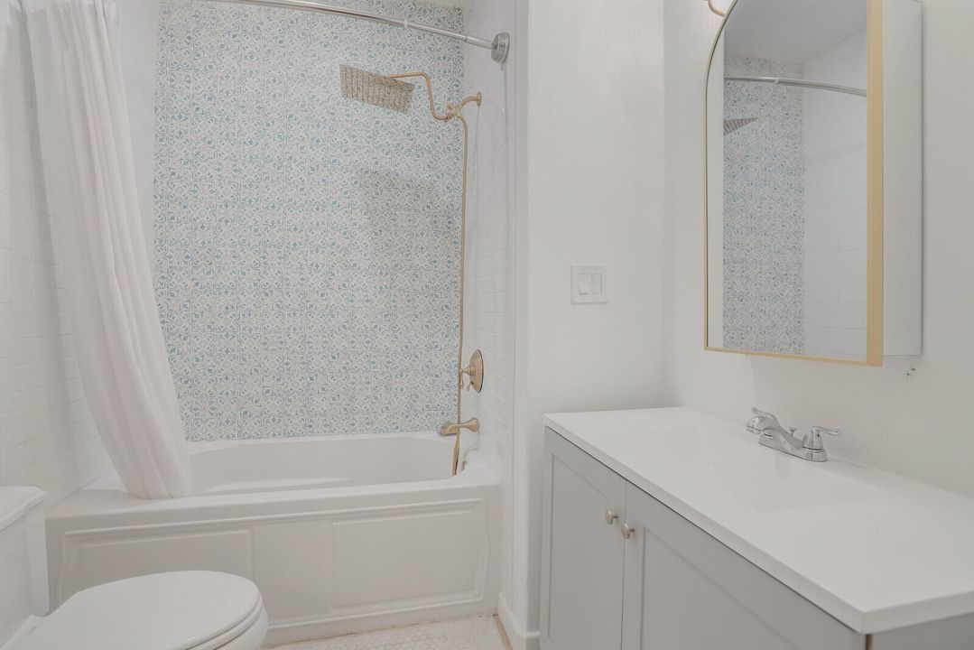 На продажу: $865,000 (3 спален, 2 ванн, 1080 Квадратных фут)