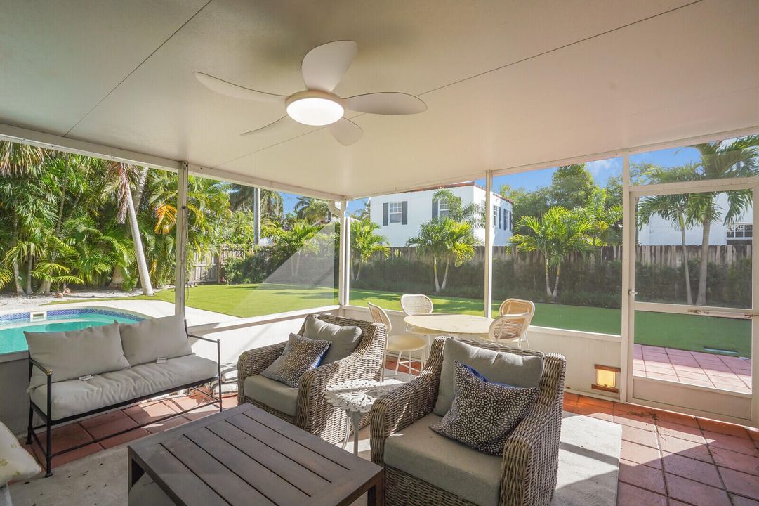 На продажу: $865,000 (3 спален, 2 ванн, 1080 Квадратных фут)