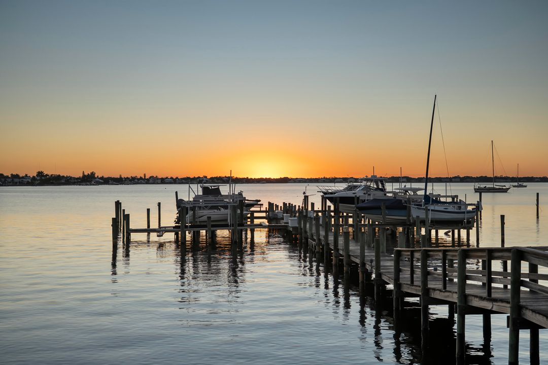 For Sale: $695,000 (2 beds, 2 baths, 1620 Square Feet)