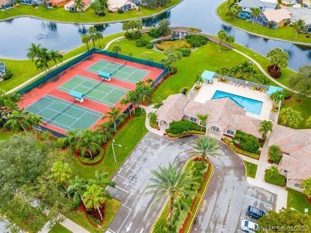 出租: $3,350 (3 贝兹, 2 浴室, 1382 平方英尺)