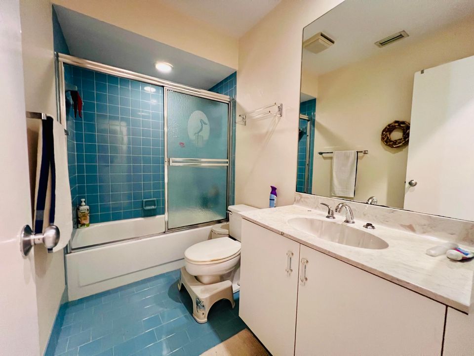 待售: $237,900 (2 贝兹, 2 浴室, 1550 平方英尺)