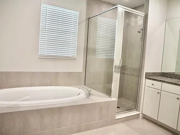 For Sale: $525,000 (3 beds, 2 baths, 2138 Square Feet)