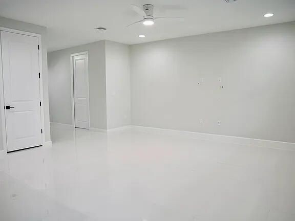 For Sale: $525,000 (3 beds, 2 baths, 2138 Square Feet)