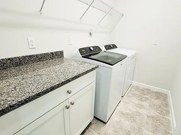 For Sale: $525,000 (3 beds, 2 baths, 2138 Square Feet)