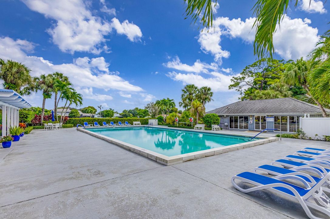 待售: $495,000 (2 贝兹, 2 浴室, 1328 平方英尺)