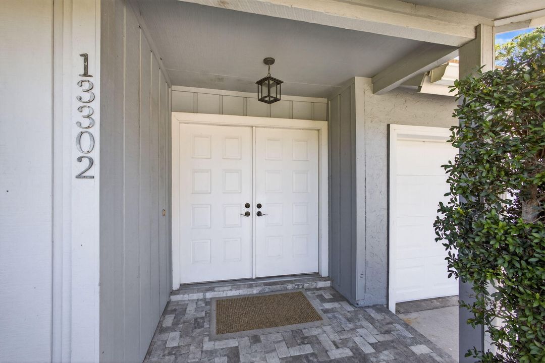 待售: $495,000 (2 贝兹, 2 浴室, 1328 平方英尺)