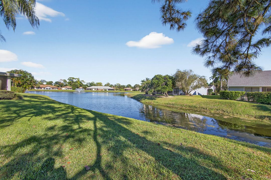 待售: $495,000 (2 贝兹, 2 浴室, 1328 平方英尺)