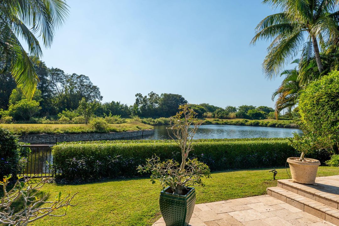 For Sale: $2,845,000 (3 beds, 4 baths, 3388 Square Feet)