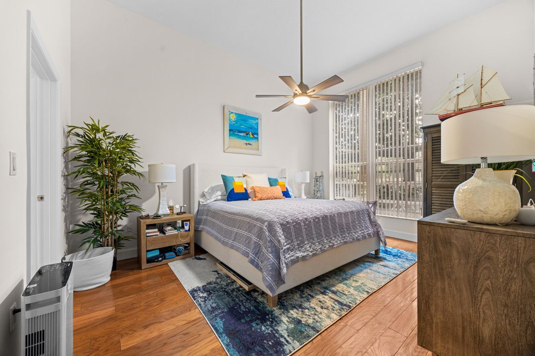 For Sale: $499,000 (1 beds, 1 baths, 851 Square Feet)