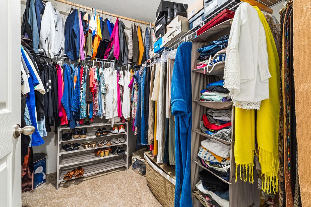 Под контрактом: $395,000 (3 спален, 2 ванн, 1614 Квадратных фут)