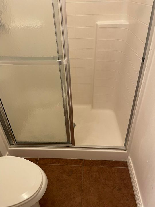 For Rent: $2,800 (4 beds, 2 baths, 1874 Square Feet)