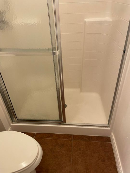 For Rent: $2,800 (4 beds, 2 baths, 1874 Square Feet)