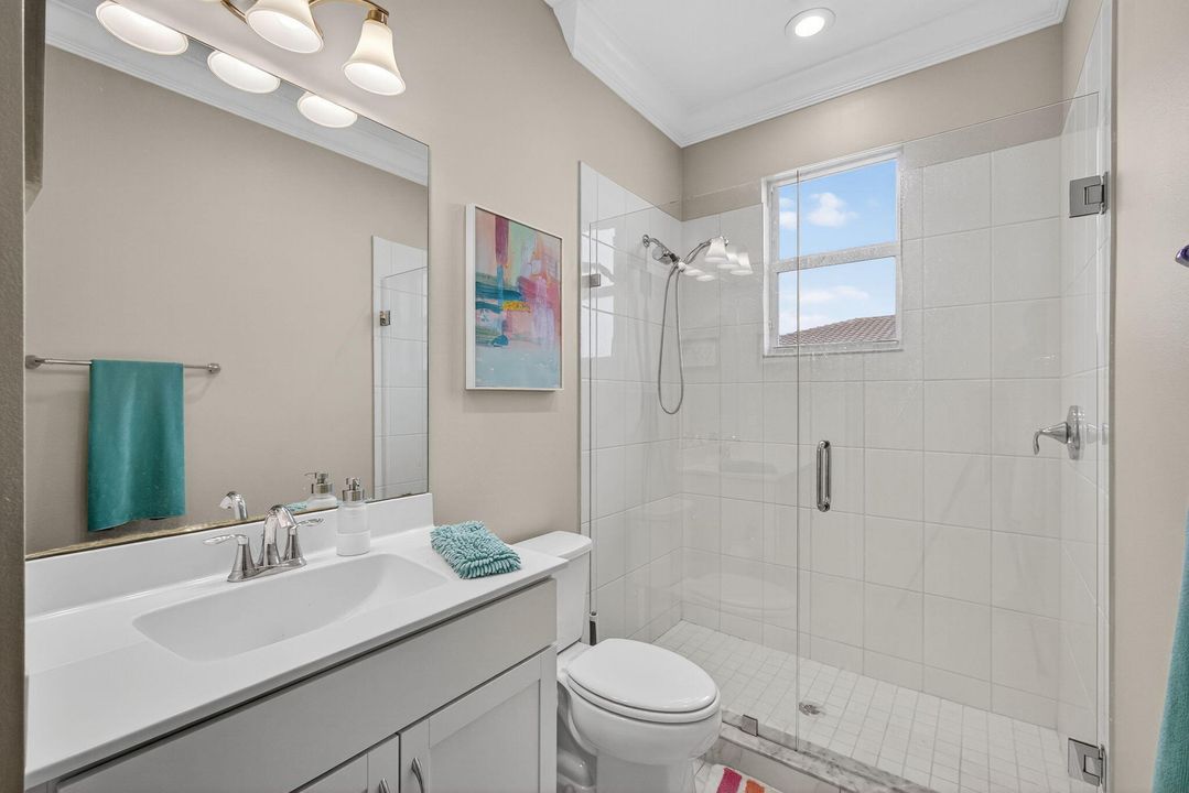 Activo con contrato: $1,650,000 (4 camas, 4 baños, 3760 Pies cuadrados)