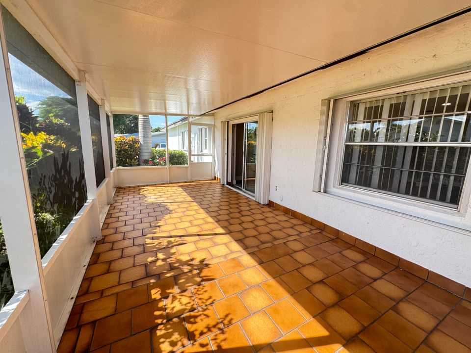 For Rent: $3,000 (2 beds, 2 baths, 1687 Square Feet)