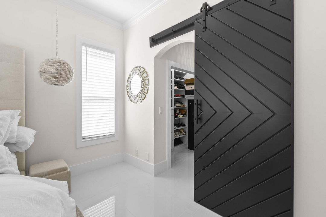 For Sale: $744,900 (4 beds, 2 baths, 3085 Square Feet)