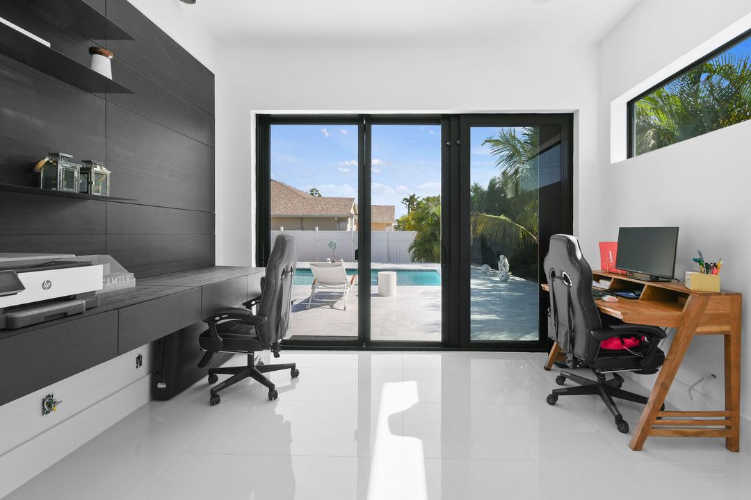 For Sale: $744,900 (4 beds, 2 baths, 3085 Square Feet)