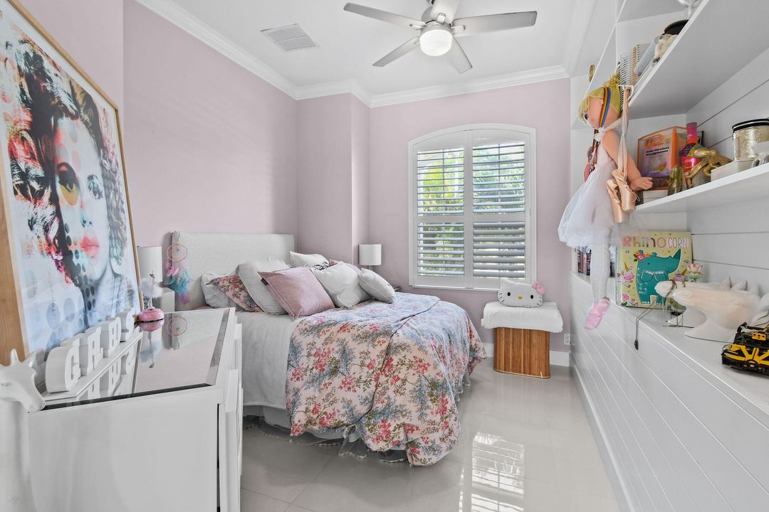 For Sale: $744,900 (4 beds, 2 baths, 3085 Square Feet)