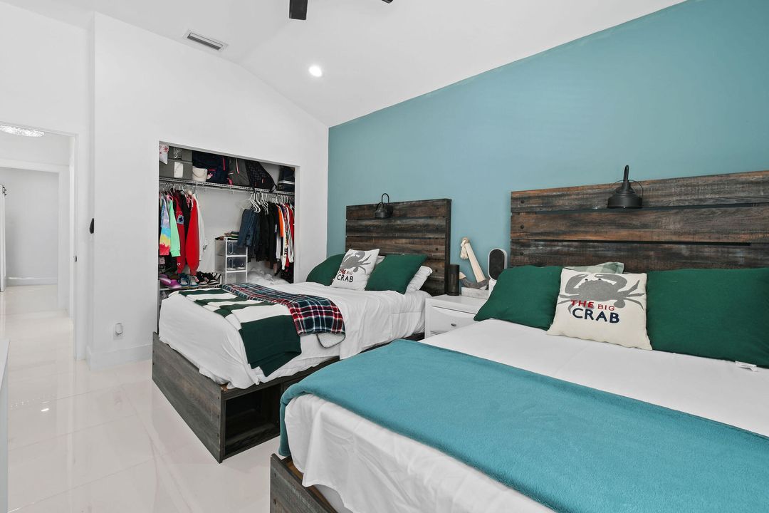 For Sale: $744,900 (4 beds, 2 baths, 3085 Square Feet)