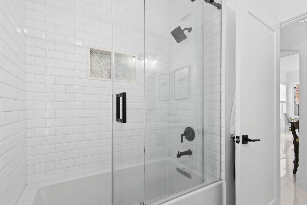 For Sale: $744,900 (4 beds, 2 baths, 3085 Square Feet)