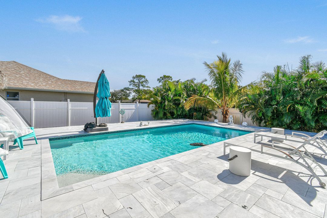 For Sale: $744,900 (4 beds, 2 baths, 3085 Square Feet)