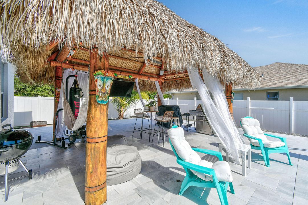 For Sale: $744,900 (4 beds, 2 baths, 3085 Square Feet)