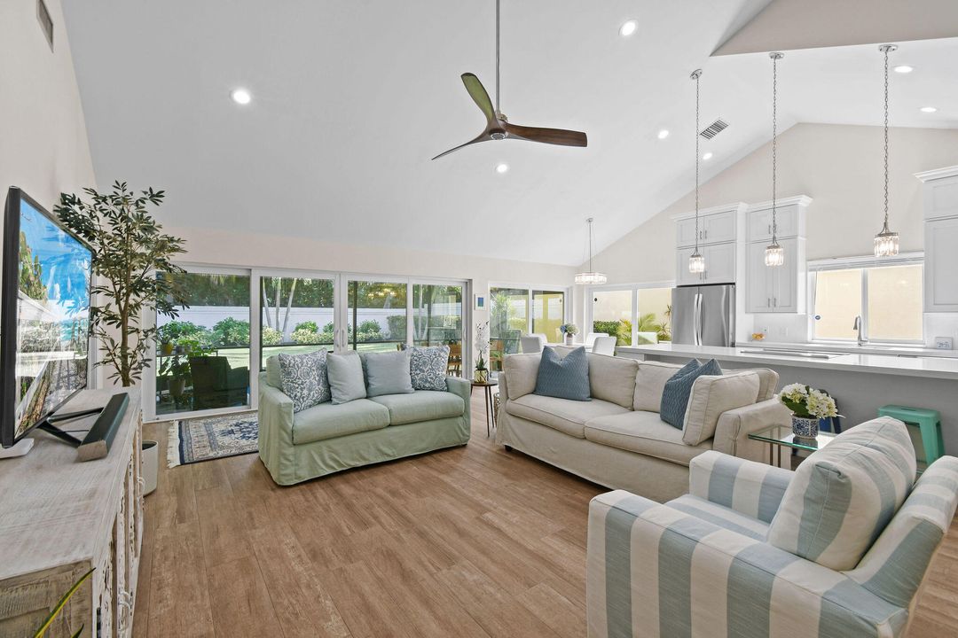 For Sale: $1,275,000 (3 beds, 2 baths, 1889 Square Feet)