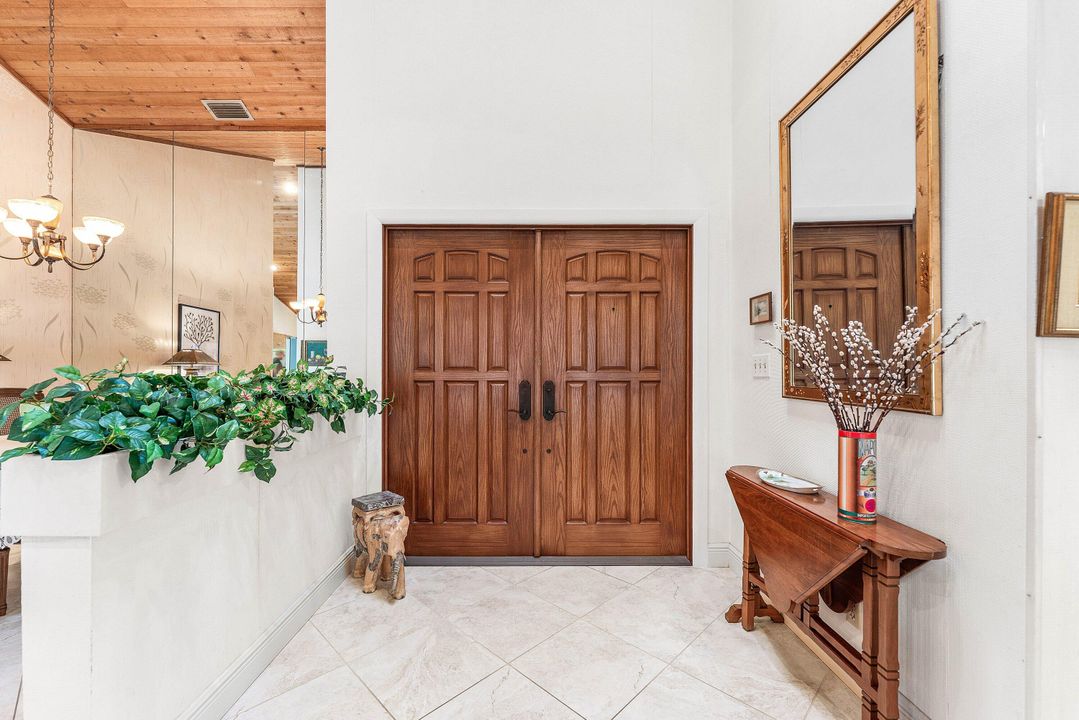 For Sale: $999,000 (3 beds, 2 baths, 2278 Square Feet)