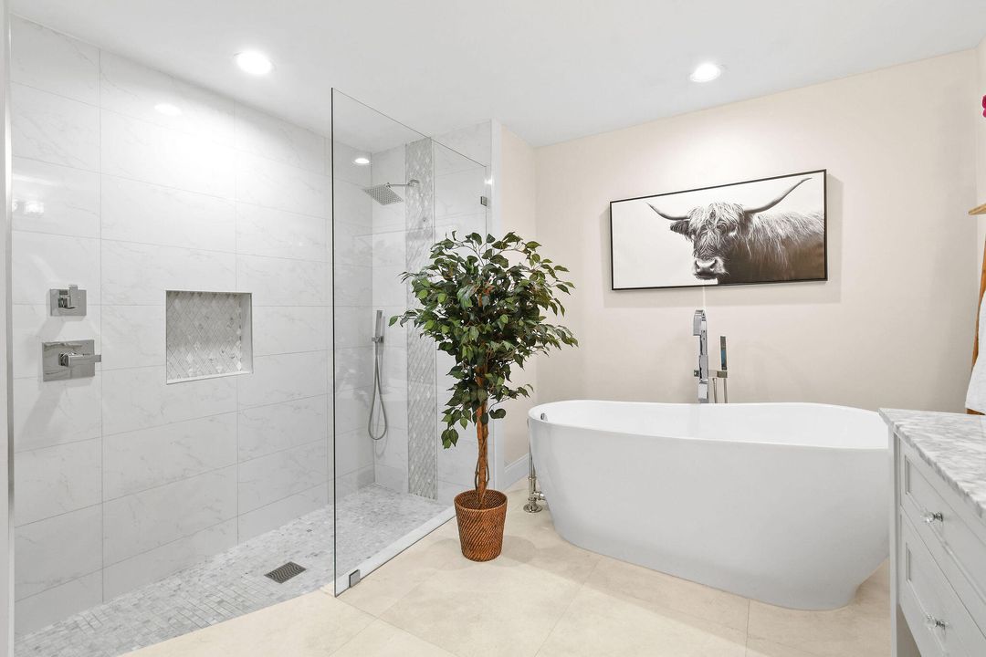 For Sale: $1,275,000 (3 beds, 2 baths, 1889 Square Feet)