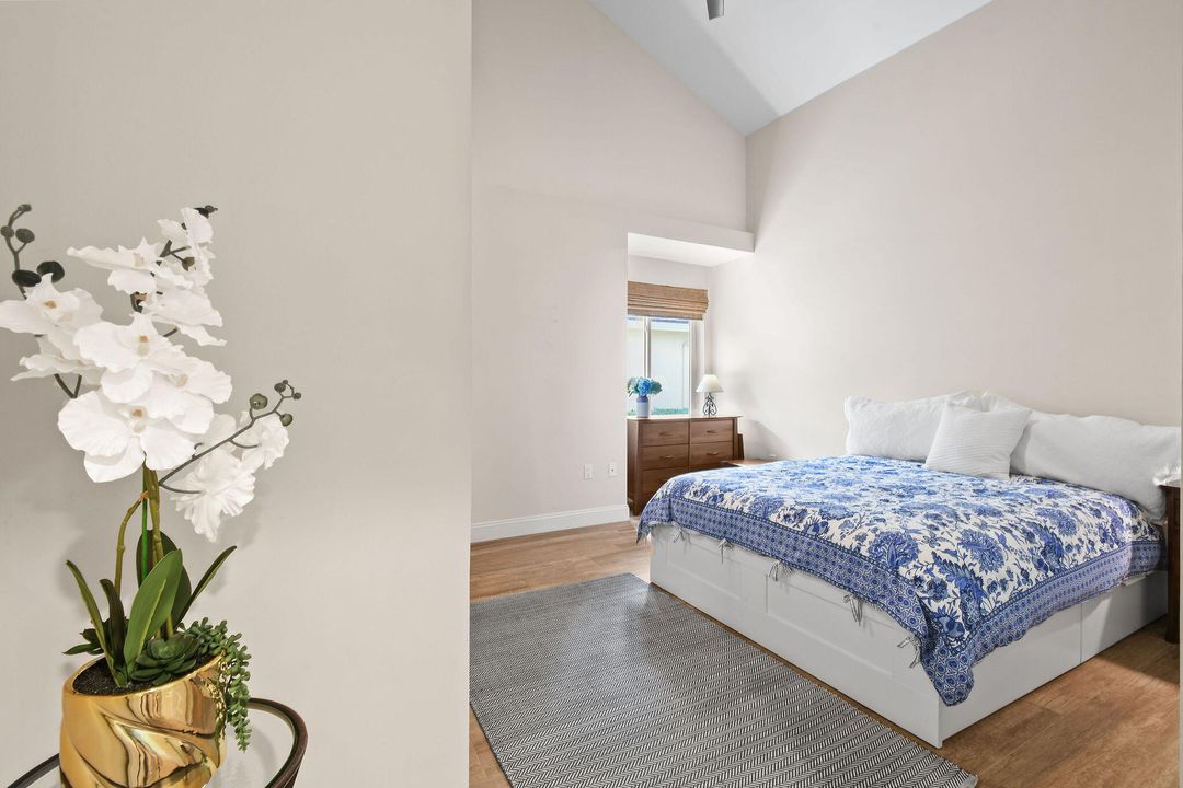 For Sale: $1,275,000 (3 beds, 2 baths, 1889 Square Feet)