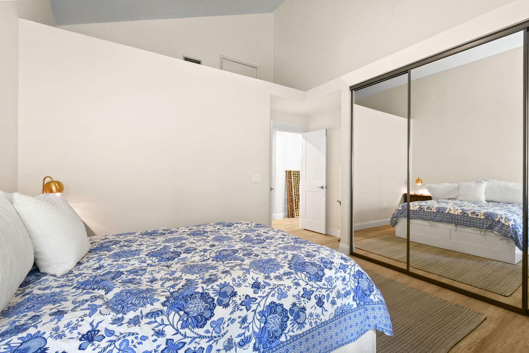 For Sale: $1,275,000 (3 beds, 2 baths, 1889 Square Feet)