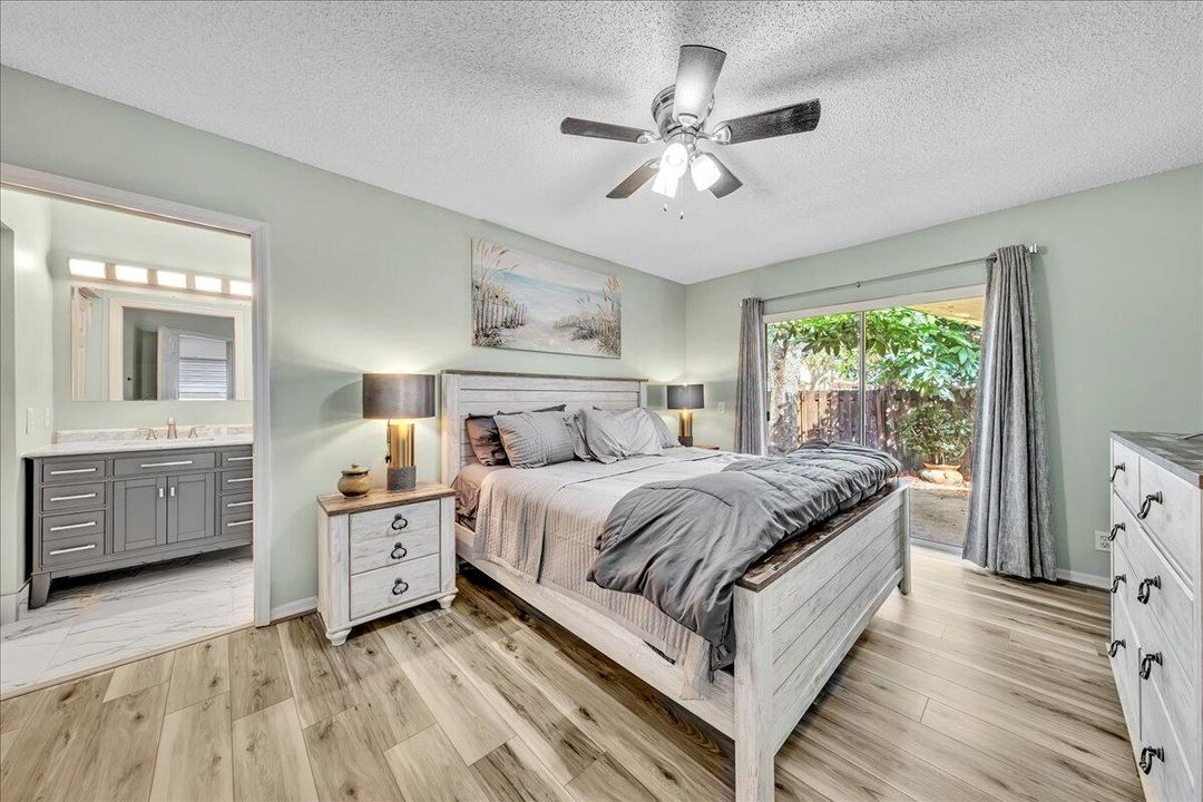 For Sale: $560,000 (3 beds, 2 baths, 1760 Square Feet)