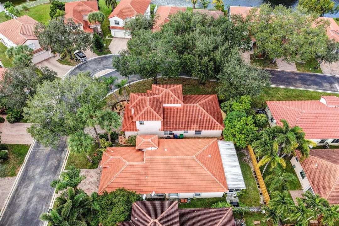 For Sale: $560,000 (3 beds, 2 baths, 1760 Square Feet)