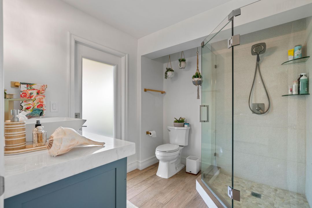 出租: $15,000 (4 贝兹, 3 浴室, 3192 平方英尺)