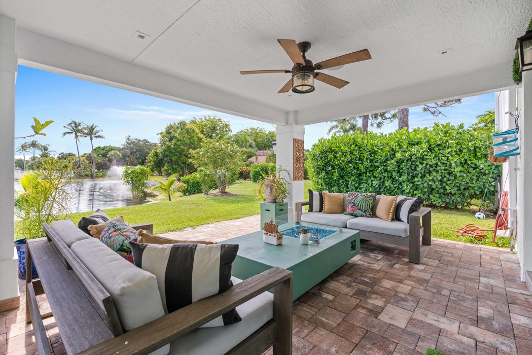 出租: $15,000 (4 贝兹, 3 浴室, 3192 平方英尺)