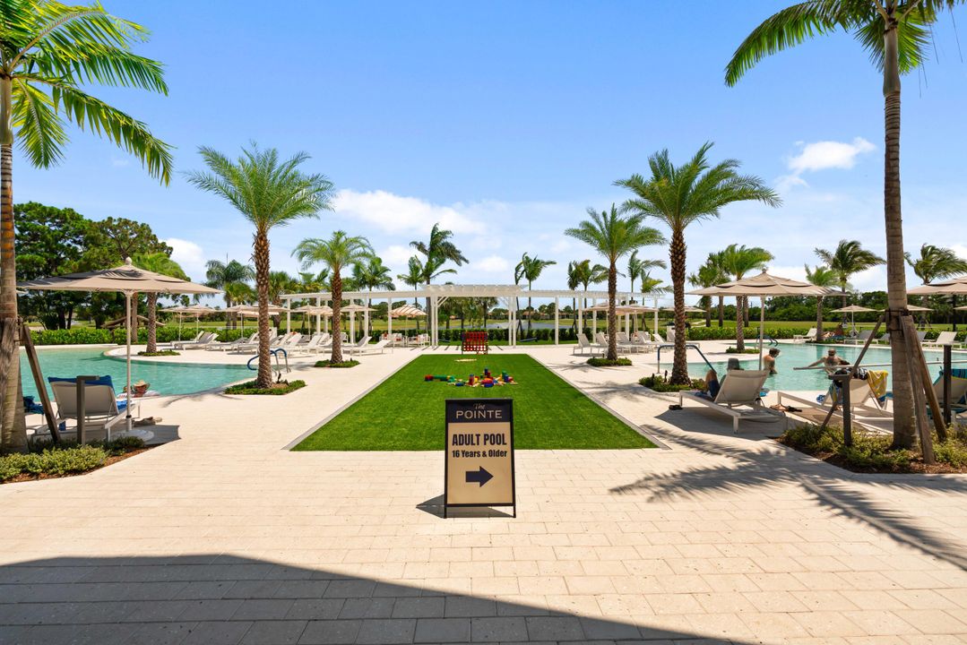 出租: $15,000 (4 贝兹, 3 浴室, 3192 平方英尺)