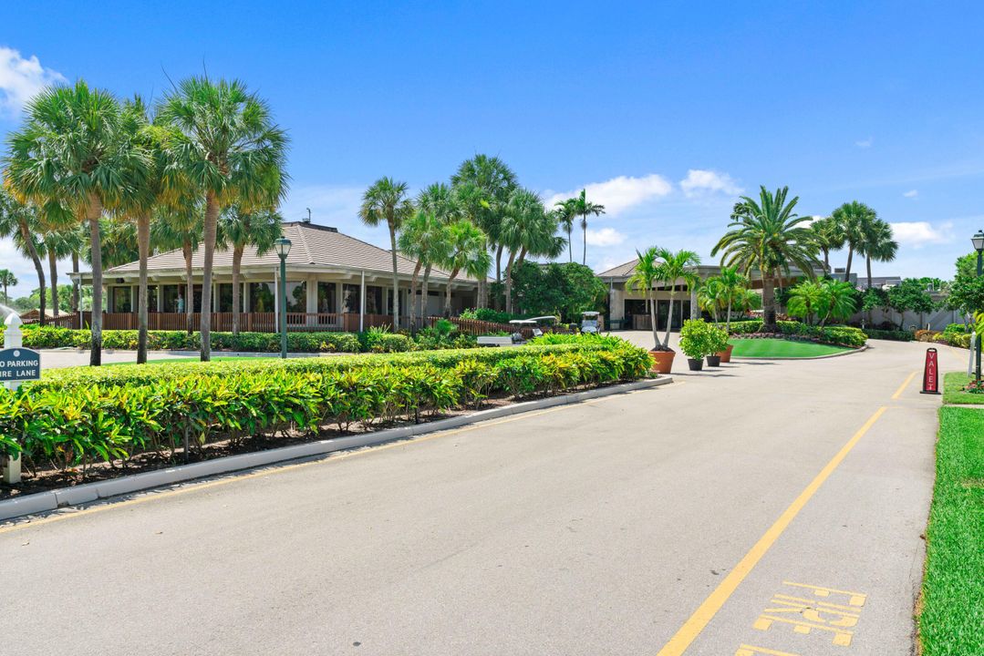 出租: $15,000 (4 贝兹, 3 浴室, 3192 平方英尺)