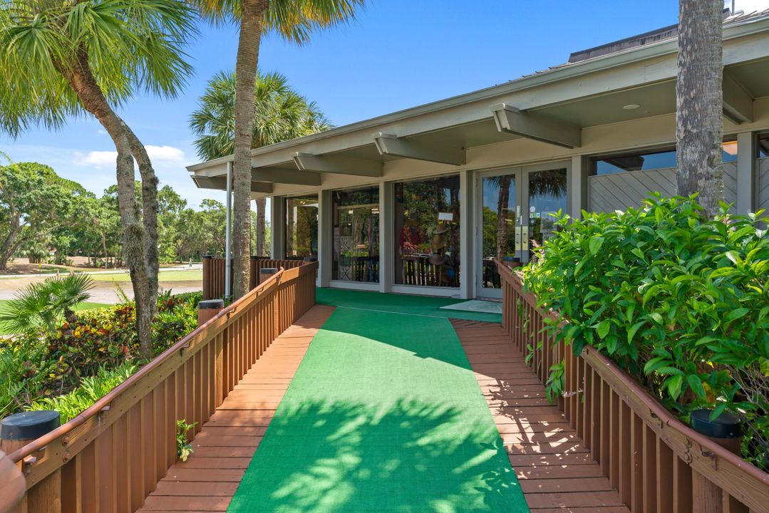 出租: $15,000 (4 贝兹, 3 浴室, 3192 平方英尺)